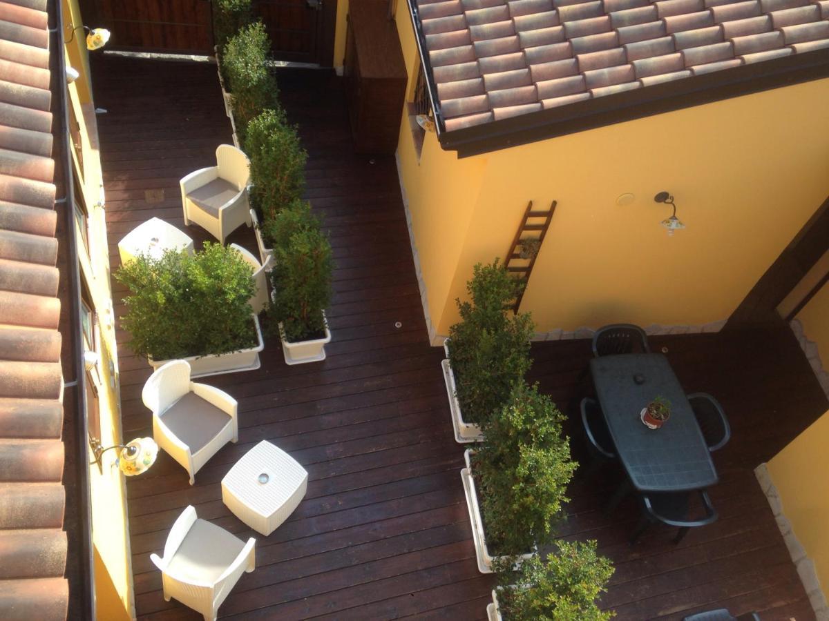 Camilla Affitta Camere Nicolosi Exterior photo